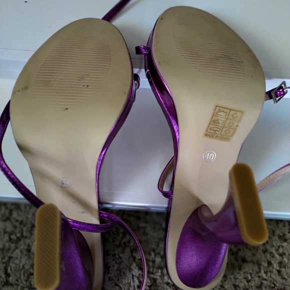 Elegant Purple Women's Heels - Picture 4 of 4